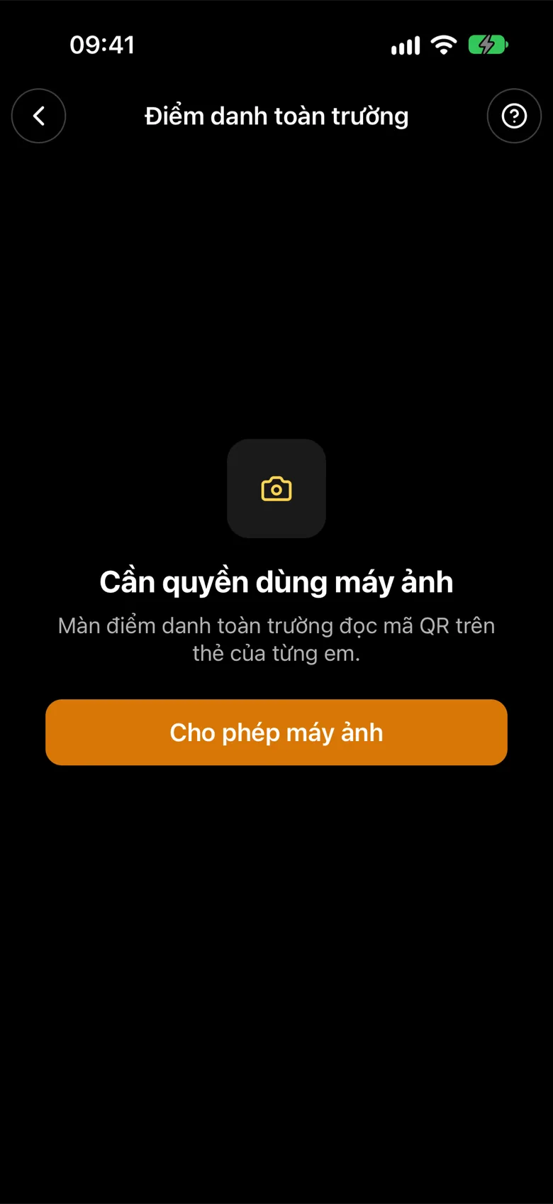 Màn «Điểm danh toàn trường» với dòng «Cần quyền dùng máy ảnh» và nút «Cho phép máy ảnh»