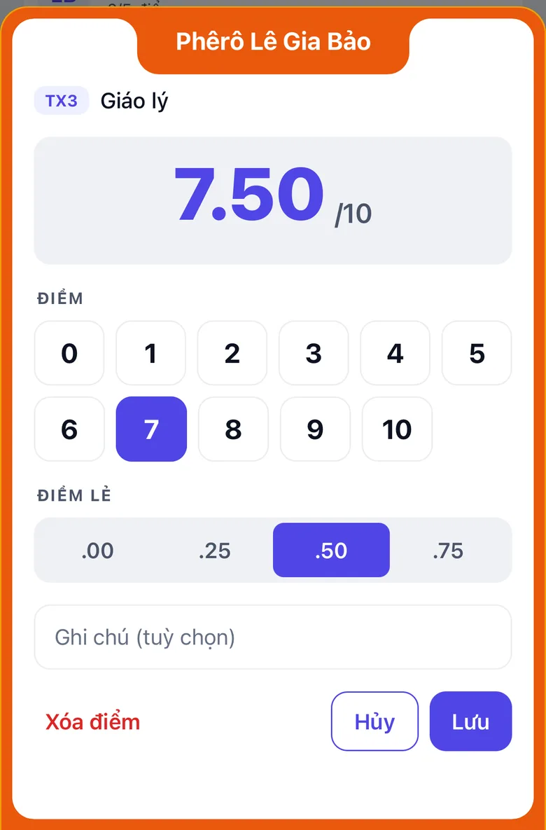 Hộp nhập điểm của một học viên với bàn phím số và nút Lưu