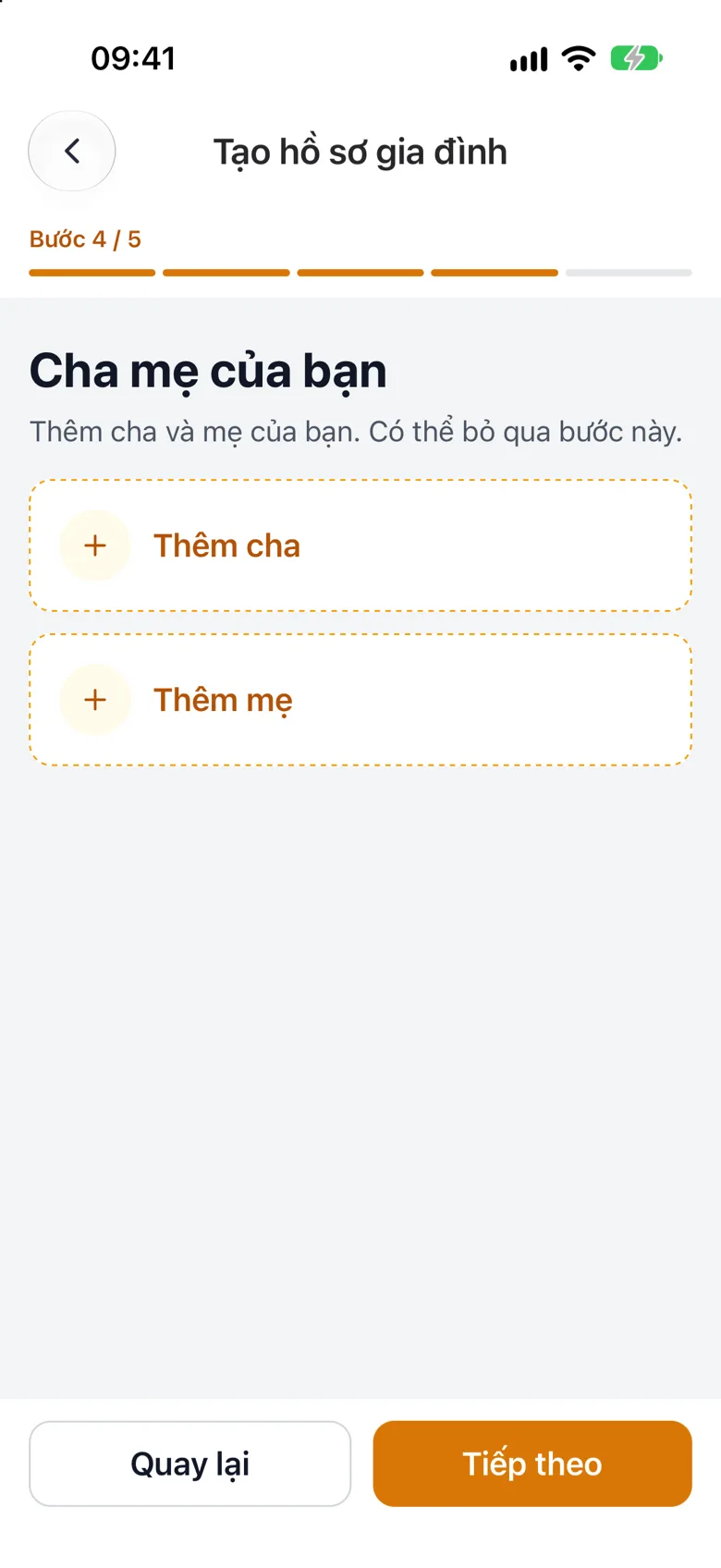 Bước «Cha mẹ của bạn» với dòng «Bước 4 / 5», hai ô «Thêm cha», «Thêm mẹ» và hai nút «Quay lại», «Tiếp theo»