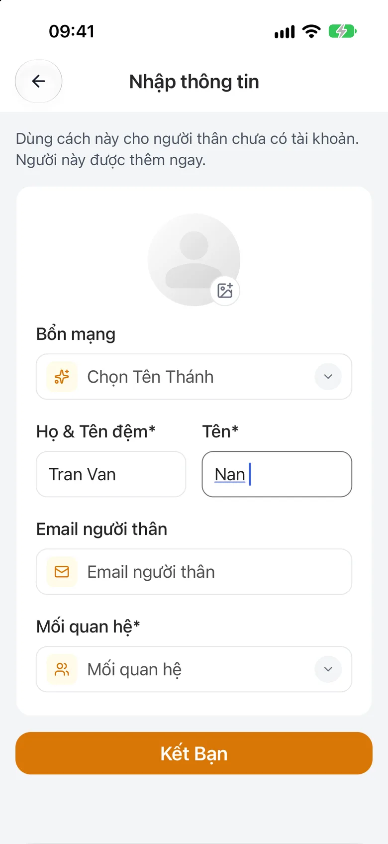 Biểu mẫu «Nhập thông tin» với các ô Bổn mạng, Họ & Tên đệm, Tên, Email người thân, Mối quan hệ và nút «Kết Bạn»