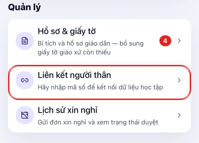 Thẻ Hồ sơ, mục Quản lý có dòng Liên kết người thân được khoanh